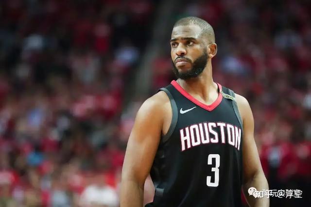 ESPN社区评选新赛季NBA前十二球员，文班居首